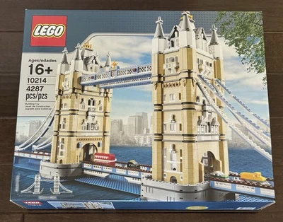 LEGO Tower Bridge 10214 - Image 1 of 4
