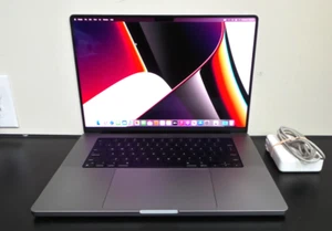 (MA6) Apple MacBook Pro A2485 16" 2021 M1 10 Core 16GB 512GB - Space Grey - Picture 1 of 20