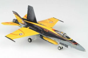 HOBBY MASTER HA3550 1/72 CF-18 Hornet RCAF 2016 Demo Captain Ryan 'Roid' Kean - Picture 1 of 5