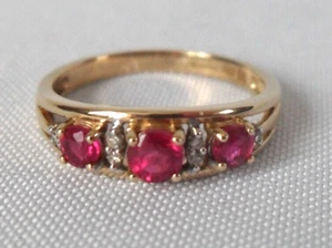 0.5ct Tanzanian Ruby & Diamond Ring- 9ct Gold- size- N (QVC ) - Picture 1 of 8