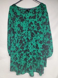 Worthington Damen grün mit schwarzem Blumendruck Langarm V-Ausschnitt Bluse (Größe 5X) - Bild 1 von 3