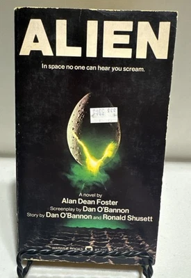 Alien by Alan Dean Foster 1979 Warner 1st Printing Paperback Edition - Image 1 of 4