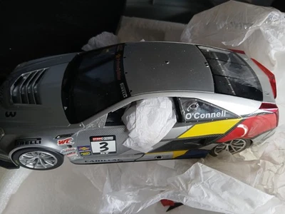 2015 1/18 Johnny O'Connell Championship Cadalliac CTS-V World Challenge Racecar  - Image 1 of 4