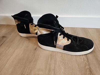 Nike Jordan Westbrook 0.2 E - Negro y Dorado Metálico (921145 032) - Talla 11 Hombres Foto 1 de 4