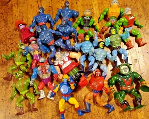 MOTU Masters of the Universe #29 - 19 Various Vintage Characters, Figures - Picture 1 of 9