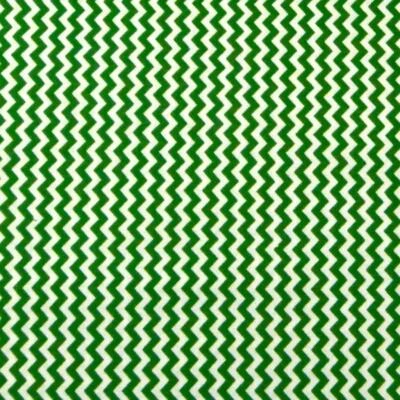 Divertida Raya Zig Zag en Verde sobre Blanco; Tela de Algodón, Por 15" por 44" Foto 1 de 4