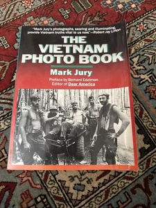 The Vietnam Photo Book (Rev Ed) by Mark Jury - Foto 1 di 11