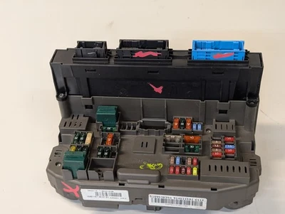 2007-2013 BMW X5, X6 E70 UNDER DASH INTERIOR CABIN RELAY JUNCTION FUSE BOX OEM - Image 1 of 4