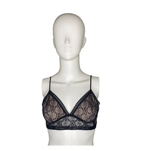 VICTORIA'S SECRET WOMEN'S BLACK LACE BRALETTE SZ M - Picture 1 of 4