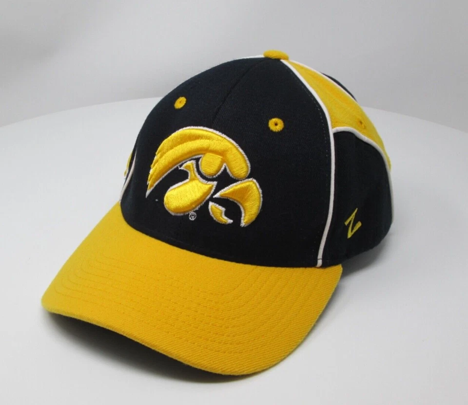 ZEPHYR Z Fit Authentic NCAA Cap Hat ~ IOWA HAWKEYES ~ Size M/L - Image 1 of 4