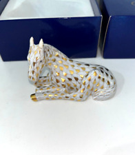 HEREND GUILD 1998 Seated Horse Foal Porcelain Figurine Fishnet Pattern with Box