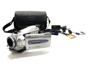 Sony DCR-TRV18E Mini DV Tape Digital Video Camera Handycam Complete Working Set - Picture 1 of 19
