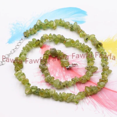 Collar con cuentas de piedras preciosas de forma libre con astillas de grava irregulares de prehnita verde 16-36" Foto 1 de 3