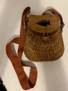 "Cesta de pescado creel vintage tejida a mano de Nueva Inglaterra con tapa de madera 9""+ mimbre alto" - Imagen 1 de 9