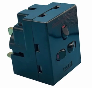 3-Wege Plug-In Überspannungsgeschützt Neon geschaltete Steckschlüsseladapter 13A UK Netz - Bild 1 von 12