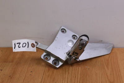 Yamaha FJR 1300 2004 estriba izquierda y soporte de montaje Foto 1 de 4