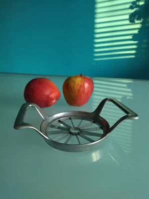 "Westmark" Divisorex , West Germany, vintage, Portatile Affettatrice, alluminio. - Immagine 1 di 4