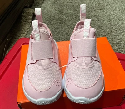 New Toddler Pink Flex Runner 3 FN1478  Size  6C - Image 1 of 4