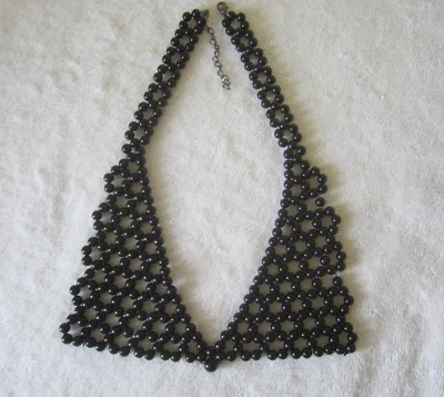 Collar de cuello babero de encaje con cuentas negras vintage verano sin tirantes invierno sobre suéter Foto 1 de 4