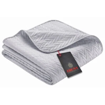 Nancy Tagesdecke 220x250 cm Tagesdecke Grau Leichte Decke mit Zopfmuster - Bild 1 von 4