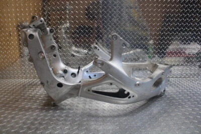 Yamaha YZF R6 2002 cuadro chasis 5eb-21110-01-00 sin título Foto 1 de 4