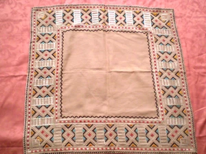 Vintage Hand- embroidered  tablecloths mylticolor embroidered - Picture 1 of 5