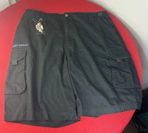 NOS Harley-Davidson Black Cargo Shorts 100% cotton Ripstop Size 40 Biker Gear - Picture 1 of 5