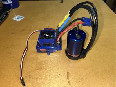 Traxxas 1/10 Slash 2WD VXL Velineon Brushless Motor - Image 1 of 4