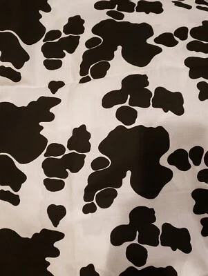 Tela estampada vintage de manchas de vaca lechera Holstein 3 yardas de algodón blanco y negro  Foto 1 de 2