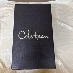 Scatola vuota di ricambio per scarpe Cole Haan 11” X6,5” X 4” - Foto 1 di 9