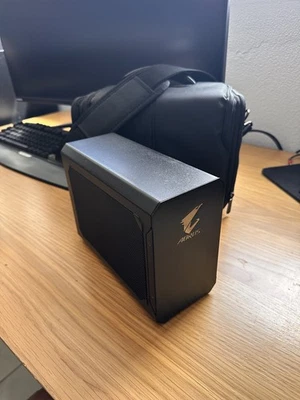 Gigabyte AORUS GTX 1070 Gaming Box With Thunderbolt 3 Cable. EGPU/External GPU - Image 1 of 4