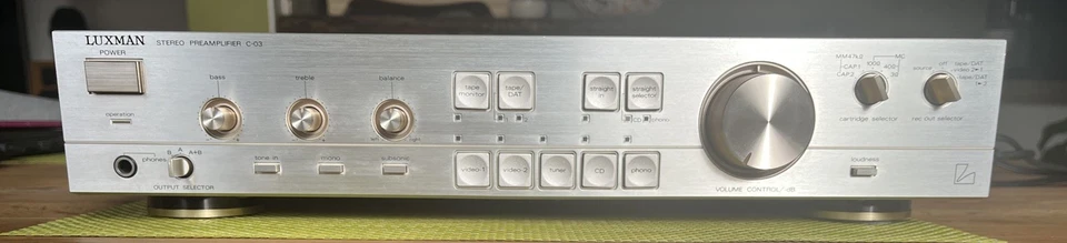 Luxman C-03 Highend Vorverstärker 2xPhono MM+MC 2xPreOut - Bild 1 von 4