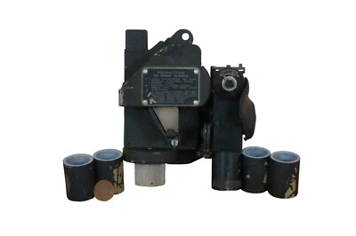 Antique WWII USAF Fairchild Aircraft Bubble Sextant Aeronautical Navigation - Image 1 of 4