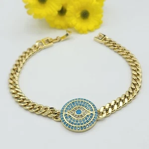 Pulsera de mal de ojo con cristales azules enchapados en oro 14K. Cadena de eslabones de acera. Amuleto. - Imagen 1 de 5