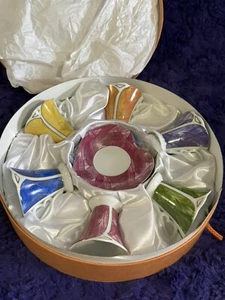 Deutsches Casati Feinporzellan Demitasse Teeservice; 6 Gedecke herzförmige Untertassen - Bild 1 von 4
