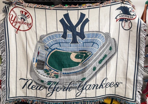 Yankee Stadium Throw Blanket New York Yankees Baseball MLB Knit Original 57x42 Cover