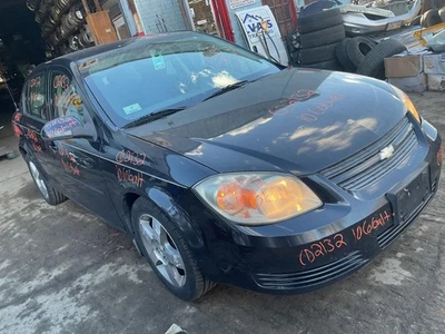 Conjunto de farol CHEVY COBALT esquerdo 05 06 07 08 09 10 - Imagem 1 de 4