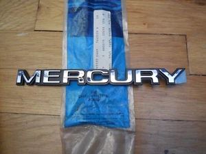 NOS 1984-1994 Mercury Topaz Trunk Lid Emblem E45Y-6442528-A - Bild 1 von 2