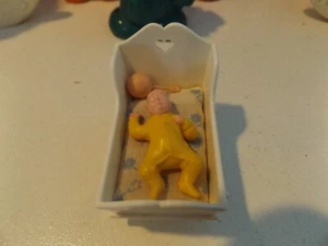 1977 Fisher Price Doll House Baby in Cradle complete w/ Mattress and rattle VGC - Picture 1 of 11