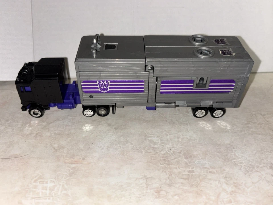 Semirremolque Transformers G1 Decepticon Stunticon Motormaster Menasor Hasbro 1985 Foto 1 de 4