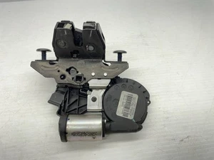 ♻️2015-2020 Gmc Yukon Suburban Rear Trunk Lock Latch Actuator Liftgate Actuator - Picture 1 of 5