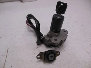 Interruptor de encendido FF10 Ducati Monster Dark 750 2000 65240043A enchufe corte - Imagen 1 de 8