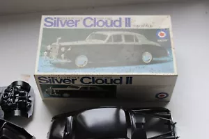 Kit modellino ENTEX scala 1/24 ROLLS ROYCE “SILVER CLOUD” (SCATOLA APERTA) - Foto 1 di 6
