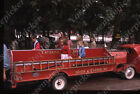 sl83 diapositive originale 1964 camion de pompiers pour enfants crochet et échelle Catskill 539a