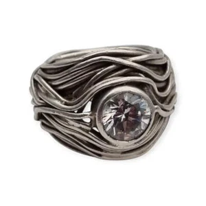Anillo escultural brutalista en plata con circonita, 90s, diseño orgánico de hil - Foto 1 di 10