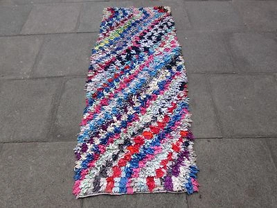 Alfombra colorida de tela de algodón boucherouite marroquí hecha a mano antigua 195x80 cm Foto 1 de 4