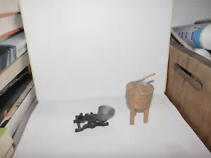 Nostalgie-Waage+Hackklotz-Kaufladen-Küche-Puppenhaus-Puppenstube-ca 1:12 - Bild 1 von 1