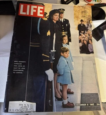 LIFE Magazine December 6th, 1963, John F. Kennedy Funeral - Jackie & Children - Image 1 of 4