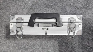 Estuche de Transporte Intec Aluminio Plateado para Nintendo Game Boy SP / PSP y Más! - Imagen 1 de 6