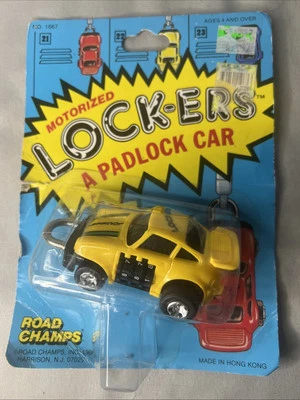 Nuevo coche candado amarillo vintage Road Champs Lock-ers Porsche 1986 Foto 1 de 2